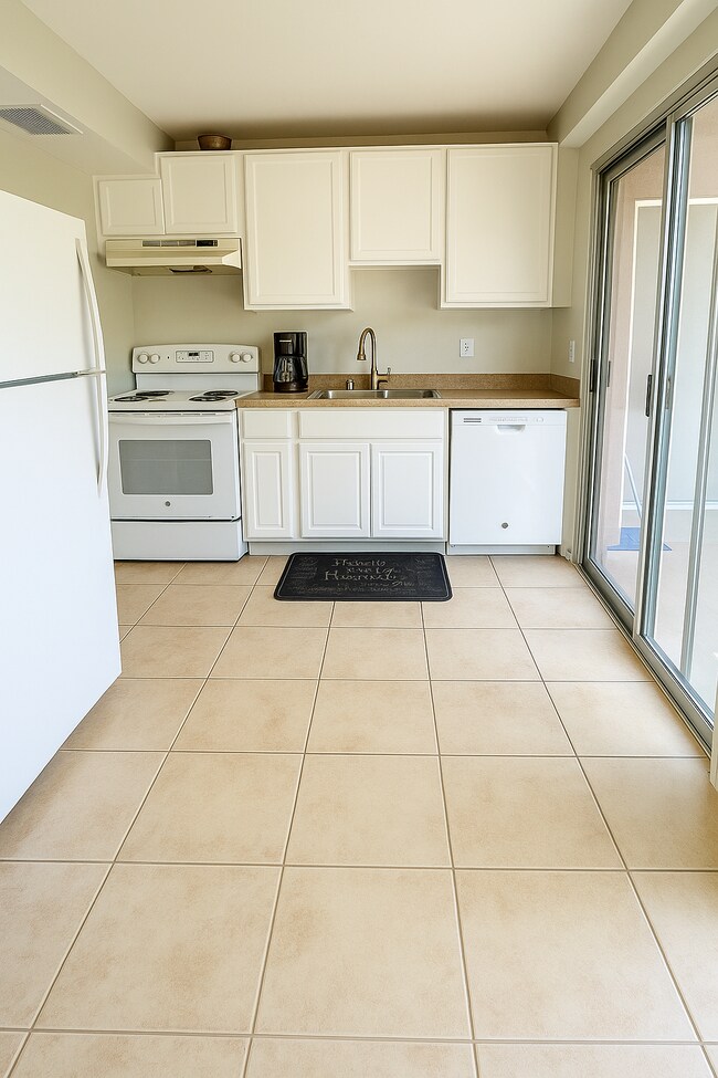 Kitchen - 4904 Maytime Ln