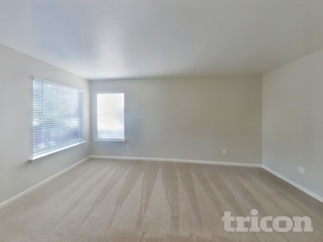 Building Photo - 29550 N Legends Bend Dr