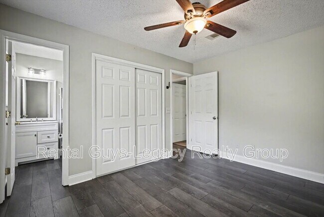 Building Photo - 2120 Blair Rd