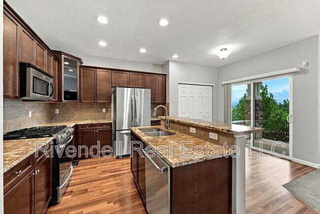 Building Photo - 4483 Applecrest Cir