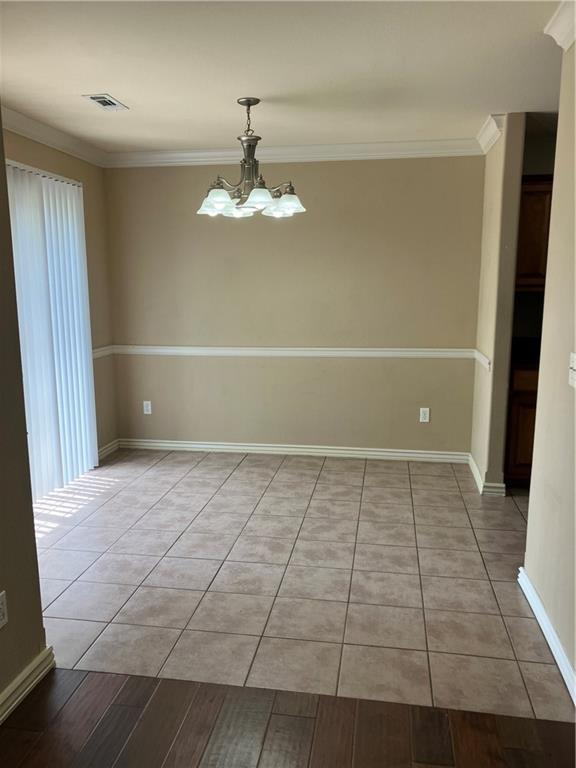 Building Photo - 892 Oakwood Ct