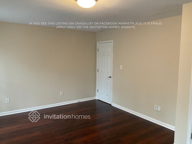 Building Photo - 6605 Pattonsburg Dr