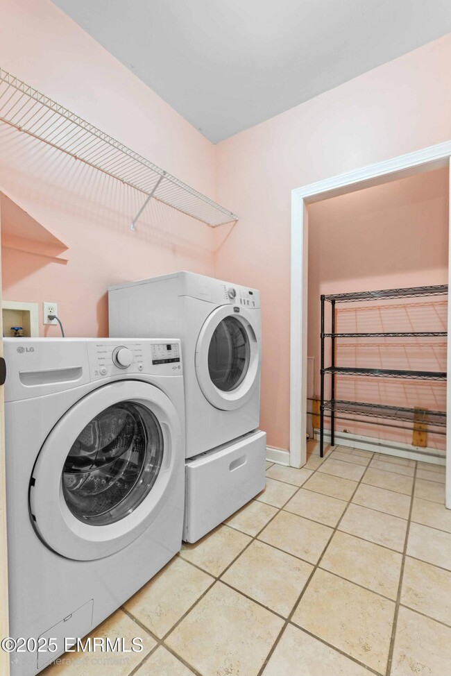Building Photo - 270 Grand Cypress Dr