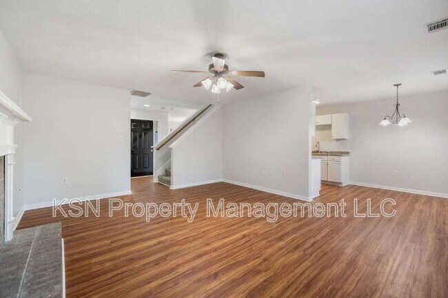 Building Photo - 123 Salt Landing Cir