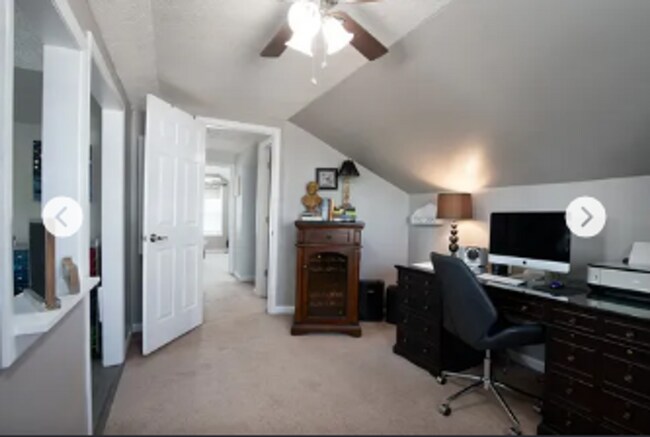 Building Photo - 4 Bedroom with a Hot Tub in the heart of t...
