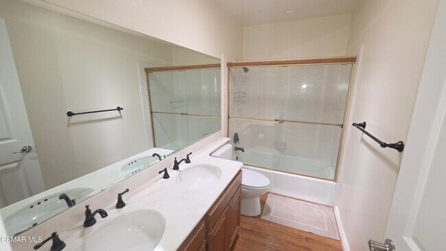 Building Photo - 2794 Parkview Dr