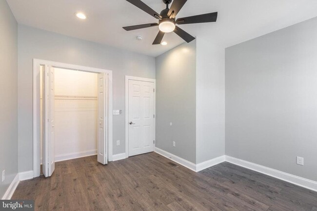 Building Photo - 1312 W Seltzer St