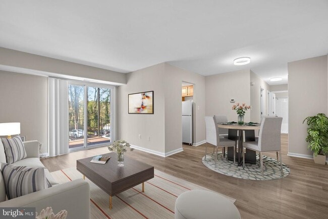 Building Photo - 3612 Court House Dr