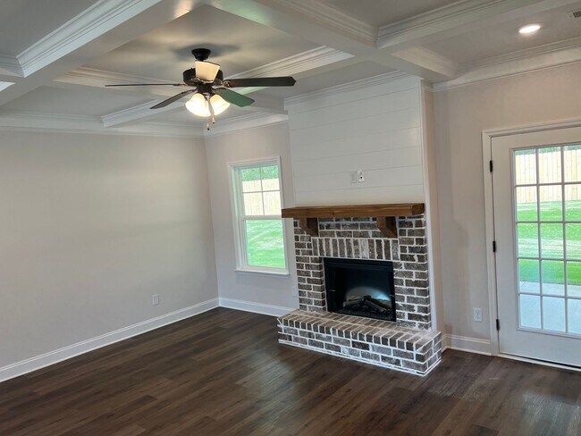 Building Photo - *** COMING SOON! *** Exquisite Rental Home Features 4 Beds, 2.5 Baths in John's Landing!