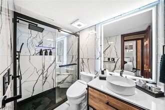 Building Photo - 408 W St Clair Ave