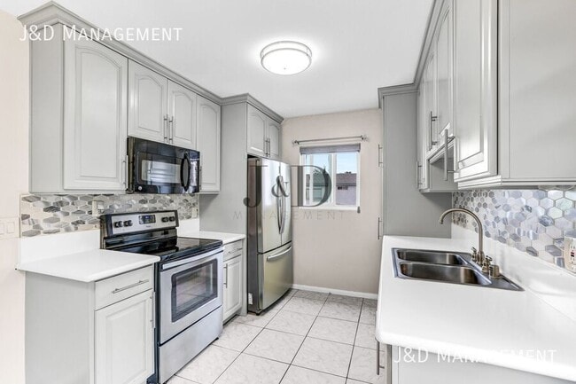 Building Photo - 4252 35th St