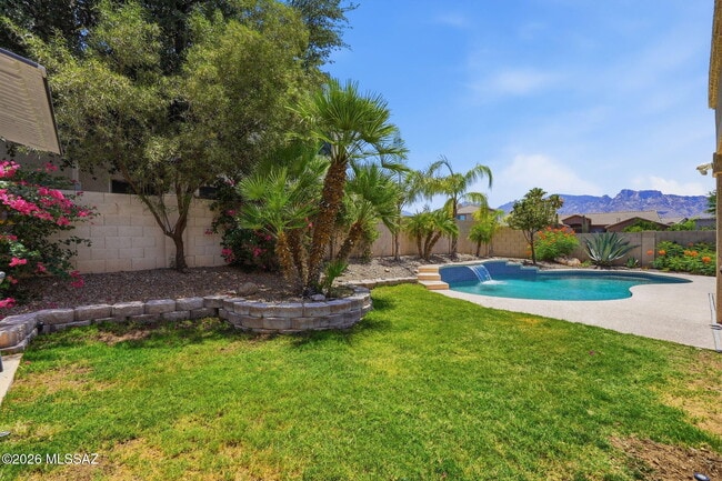 Building Photo - 12884 N Pioneer Way