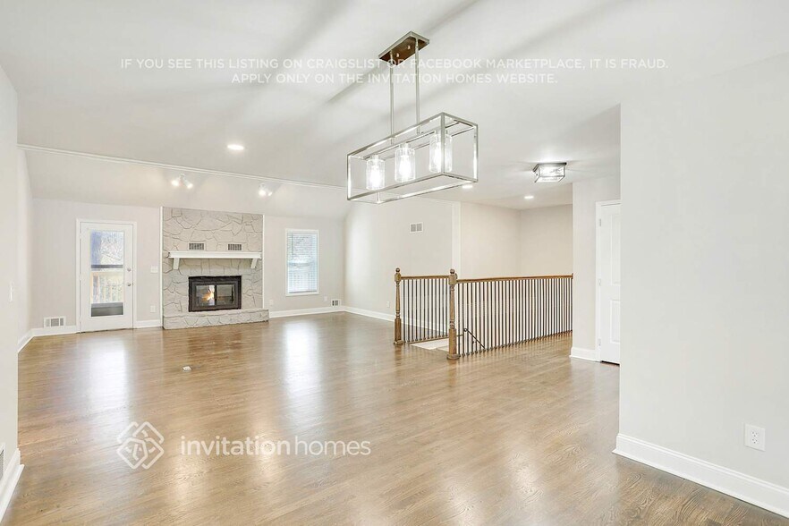 Building Photo - 5178 Rockbridge Dr