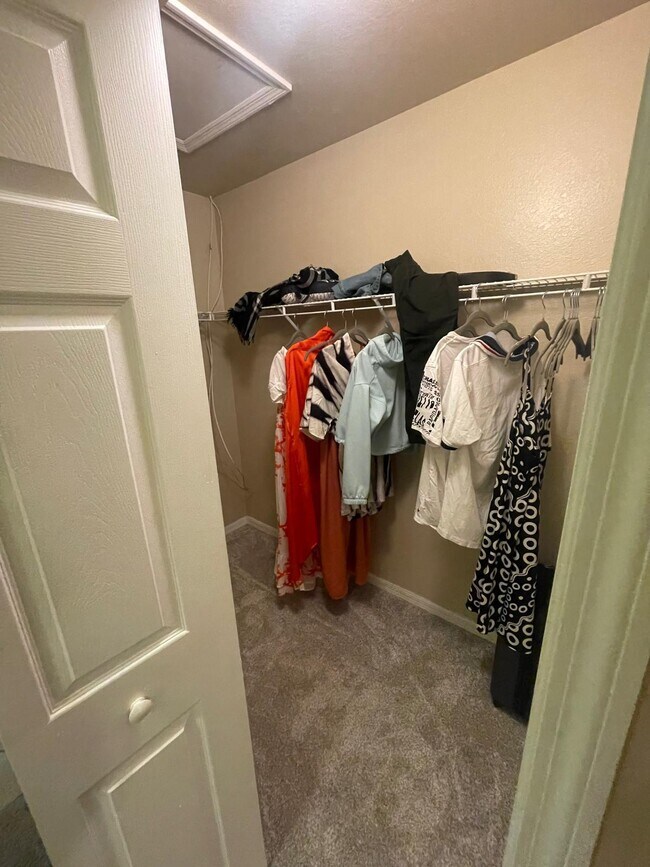 Building Photo - 2043 NW 6th Terrace