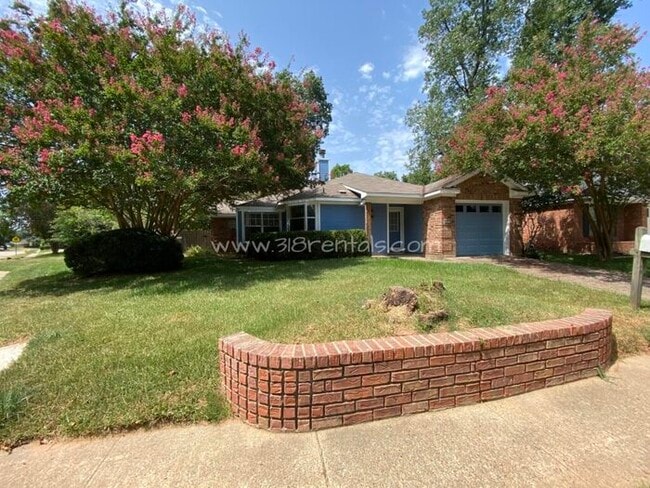 Primary Photo - Home in Shady Grove available!