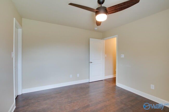 Building Photo - 368 Harbor Glen Dr SW