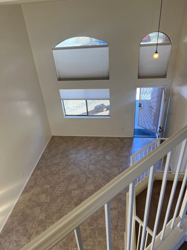 Building Photo - $500 off move in costs with move in by 5/1...