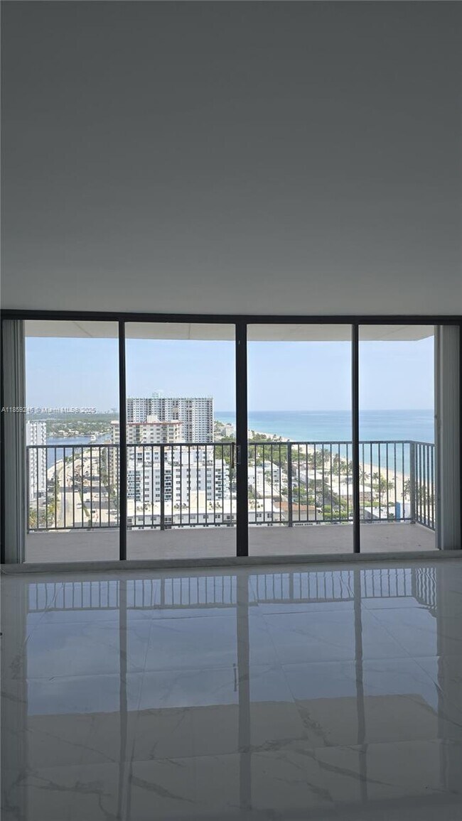 Building Photo - 2101 S Ocean Dr