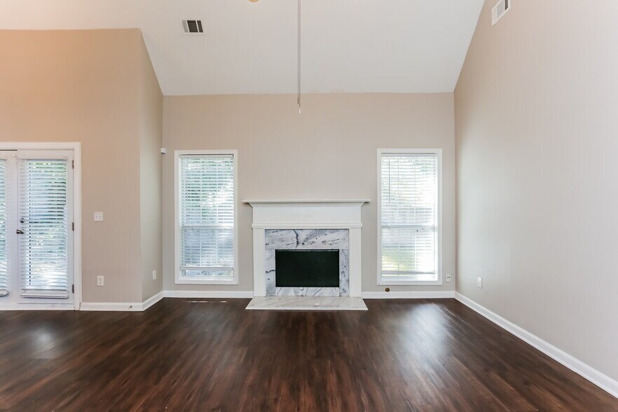 Building Photo - 2337 Reeves Creek Rd