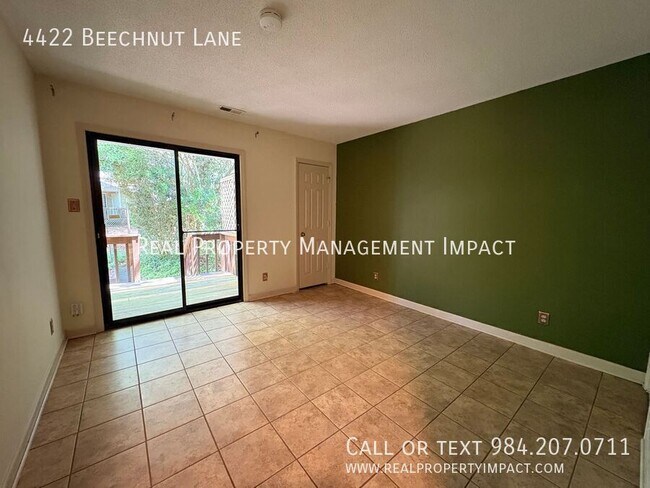 Building Photo - 4422 Beechnut Ln