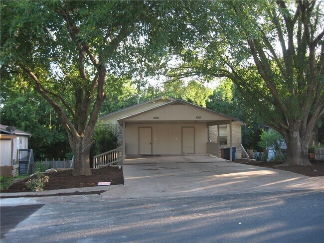 Building Photo - 5401 Spring Meadow Rd