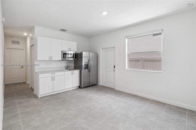Building Photo - 14808 SW 163rd Terrace