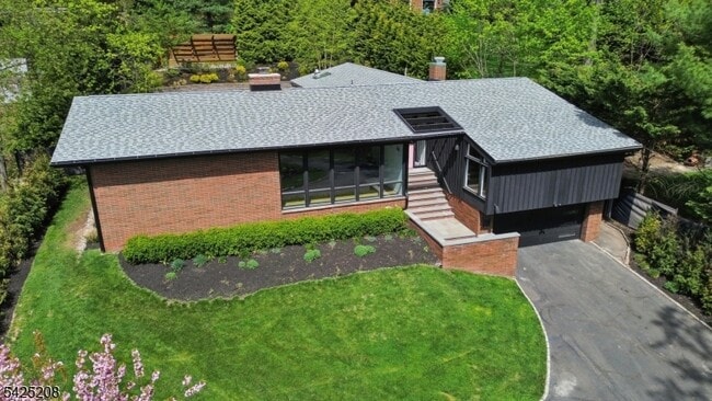 Building Photo - 293 Wyoming Ave