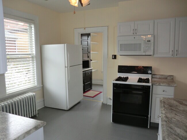 Building Photo - 7609 Tuscarora St