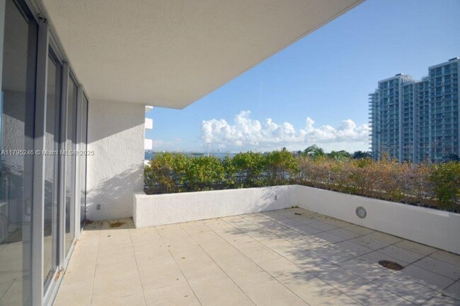 Building Photo - 7929 West Dr
