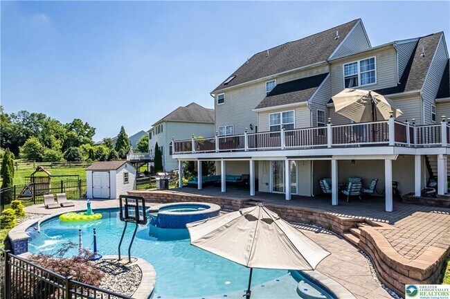 Building Photo - 202 McNair Cir