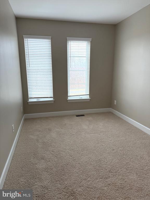 Building Photo - 20396 Roslindale Dr