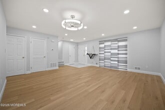 Building Photo - 1115 Roseberry Ct