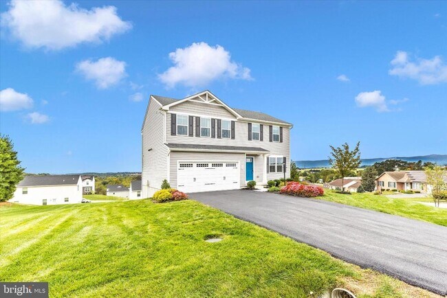 Building Photo - 38 Diopside Dr