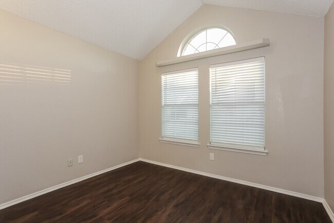 Building Photo - 5704 Stone Meadow Ln