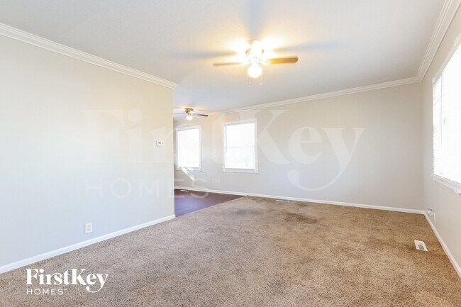 Building Photo - 203 Caddy Ave
