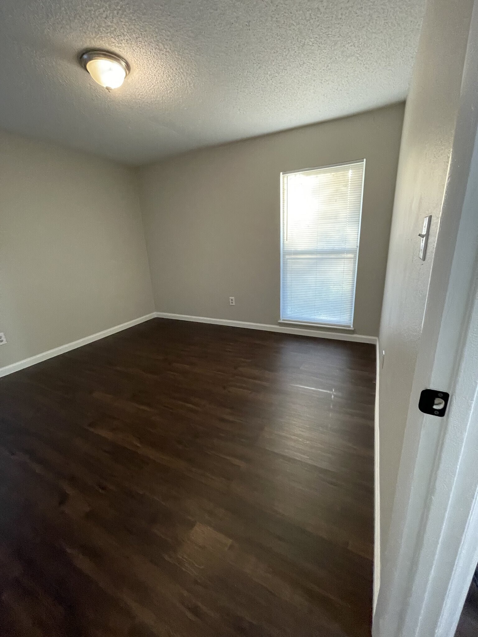 Building Photo - 2920 SE 53rd Ct