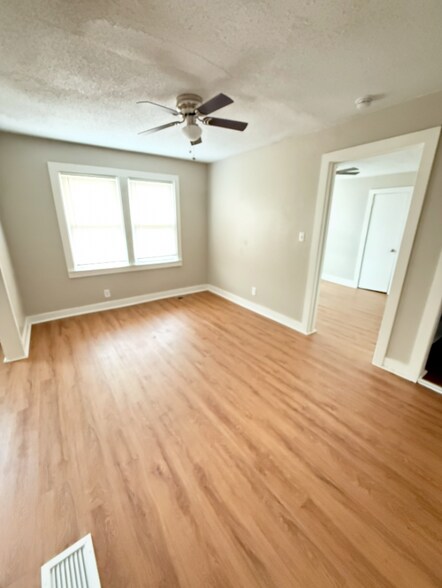 Building Photo - 4408 Montgall Ave
