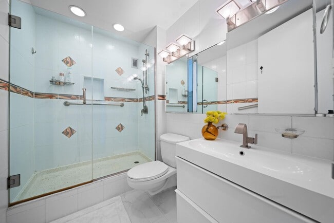 Building Photo - 7002 JFK Blvd E