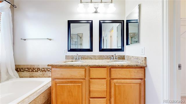 Building Photo - 8596 Bluegrass Cir