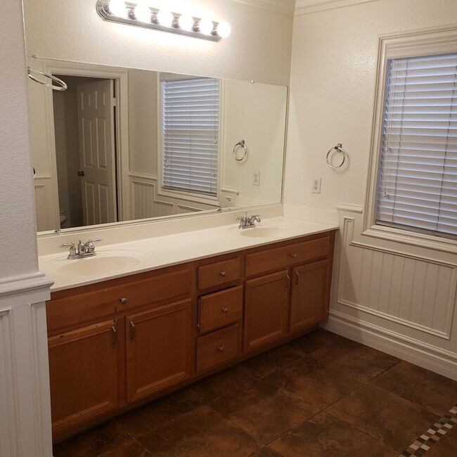 Building Photo - BEAUTIFUL ROSETTA CANYON 45014 Anabel Lane Lake Elsinore