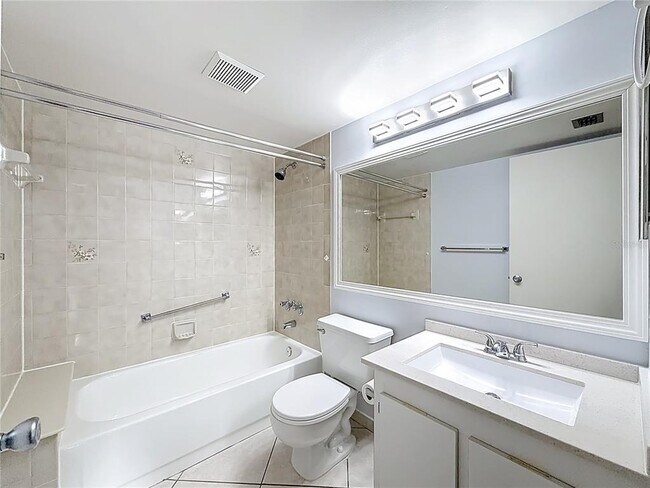 Building Photo - 826 Sky Pine Way