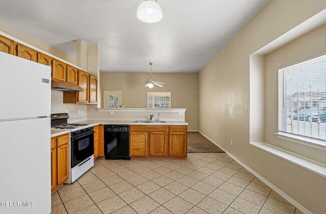 Building Photo - 2369 Joshua Louis Dr