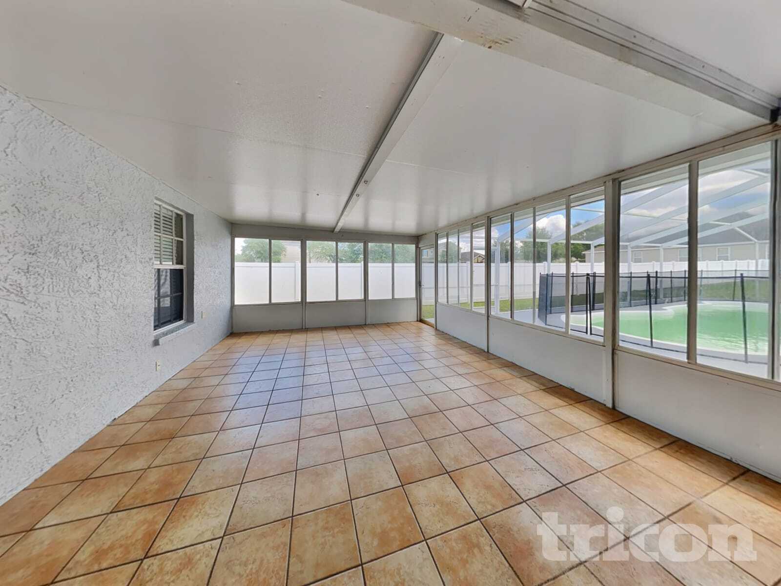 Building Photo - 7029 Symmes Rd