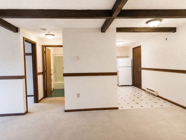 Building Photo - 53 Swanson Ct