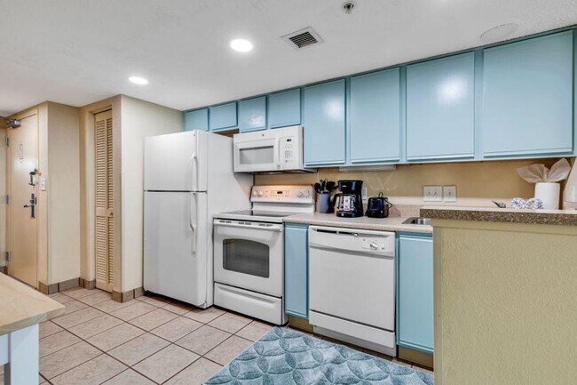 Building Photo - 1700 N Ocean Blvd