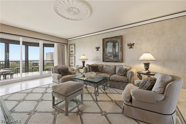 Building Photo - 8990 Bay Colony Dr