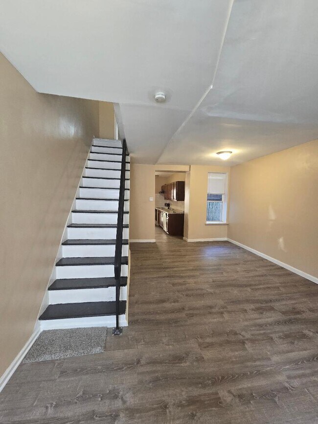 Building Photo - 3310 N Orkney St