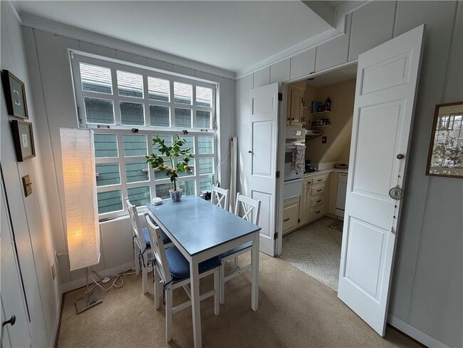 Building Photo - 107 John St