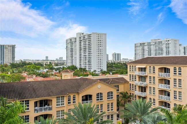 Building Photo - 3001 NE 185th St