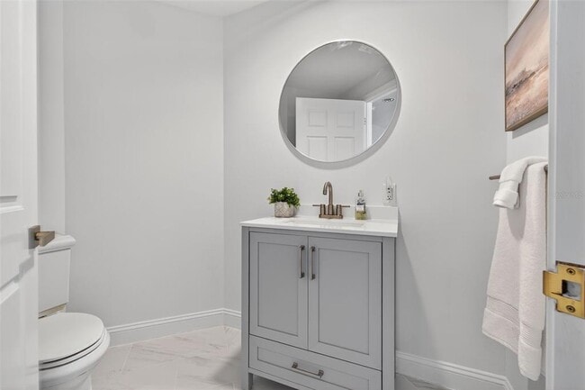 Building Photo - 555 5th Ave NE